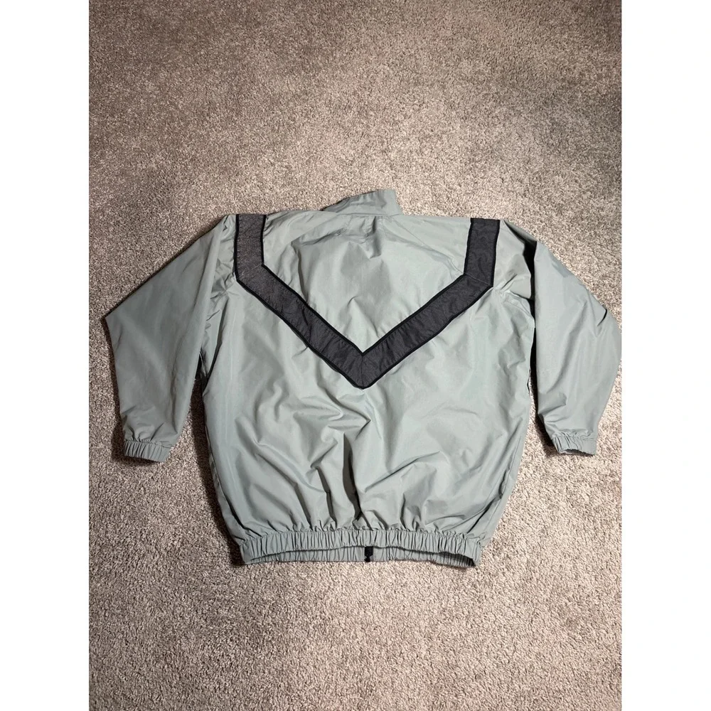 US Army IPFU Training Jacket Gray Black Chevron Windbreaker Mens Medium